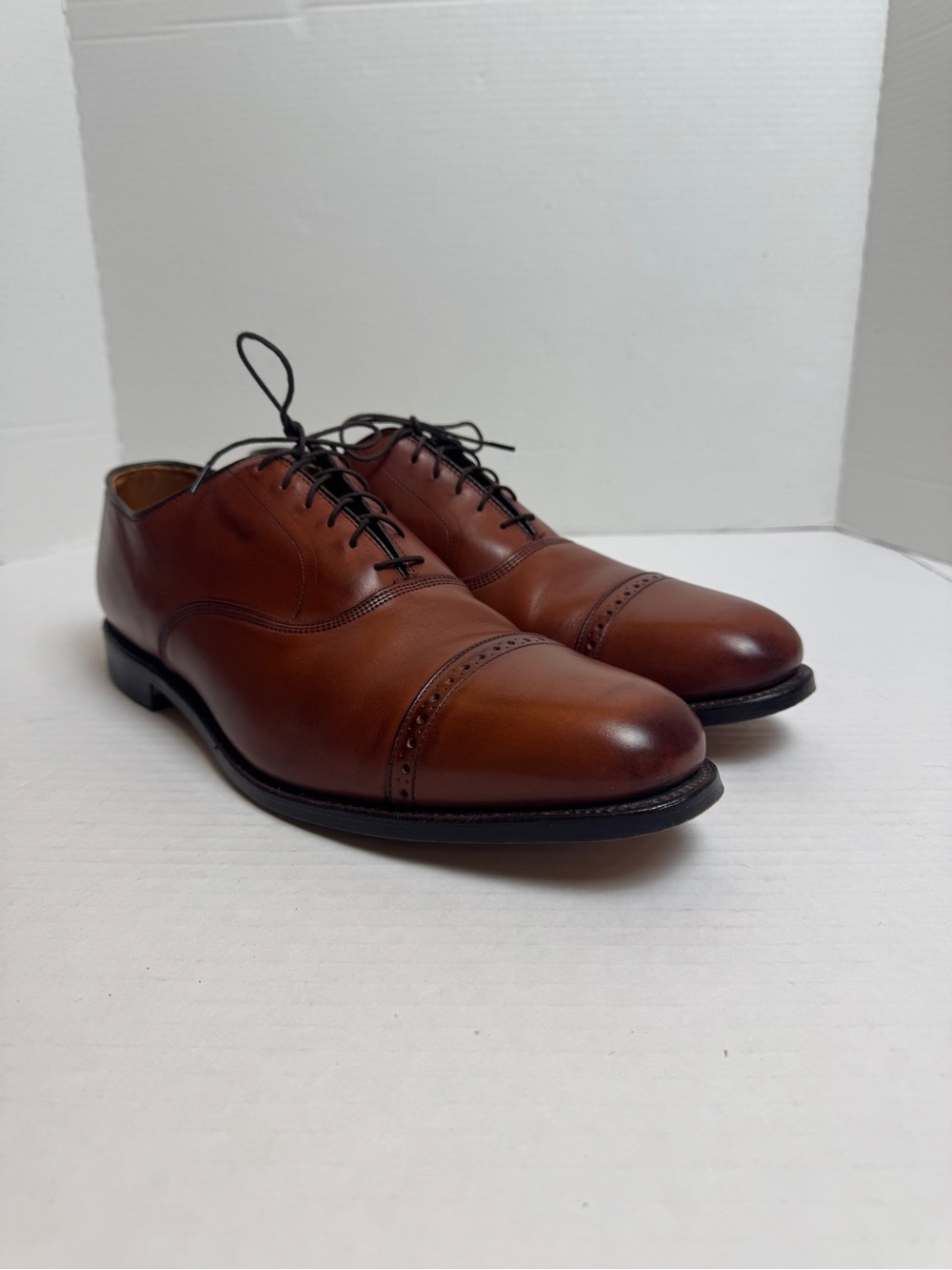 Allen Edmonds Byron Size 15D Cognac Brown Leather Cap Toe Brogue Oxford Shoes